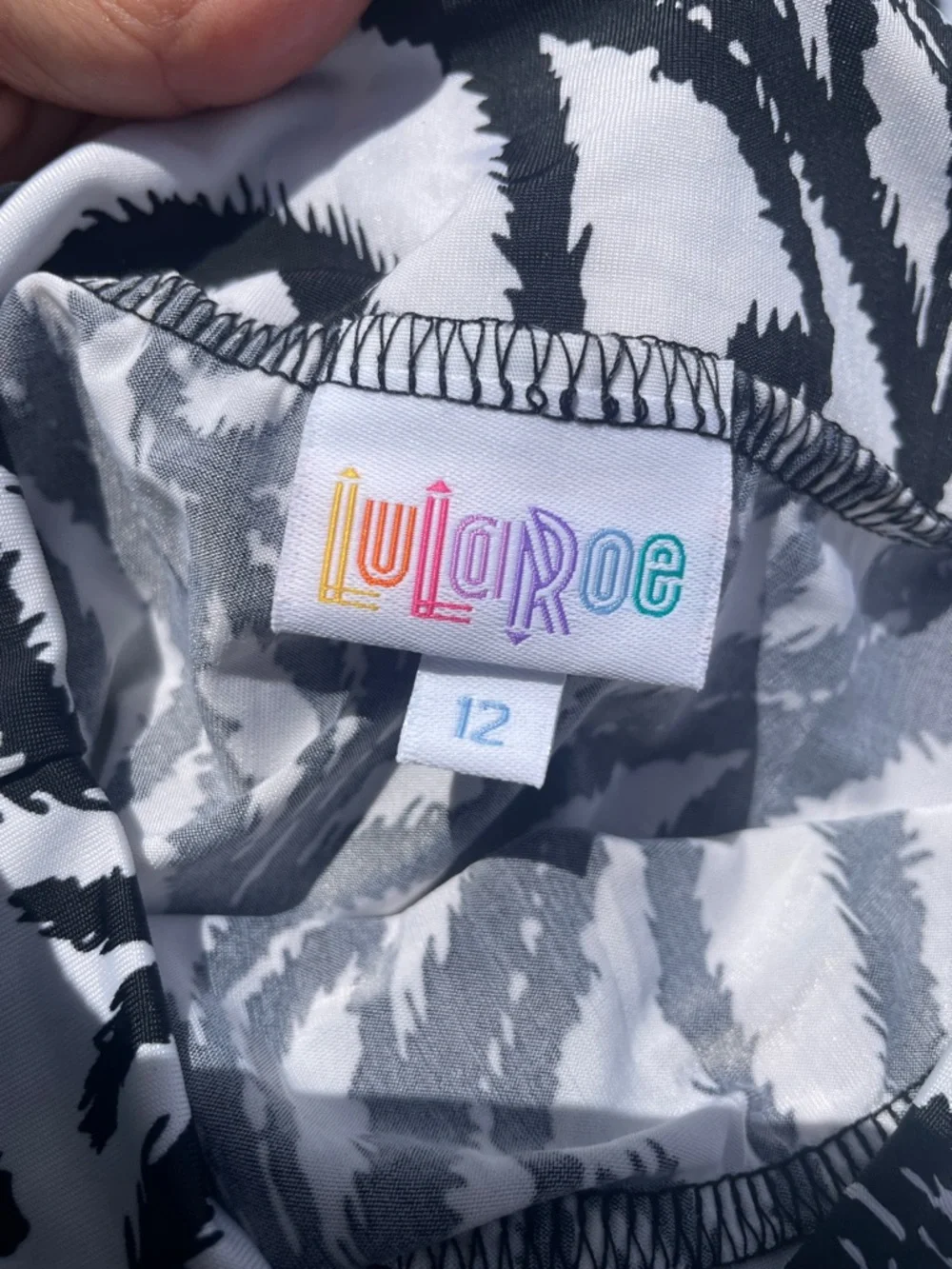 LuLaRoe Black & White Graphic Girls SZ 12 Pull-On Skirt